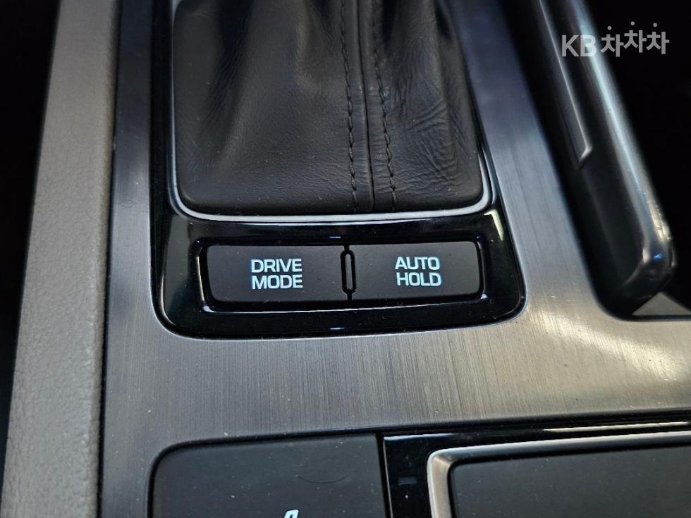 Genesis G80 — miniaturë 27
