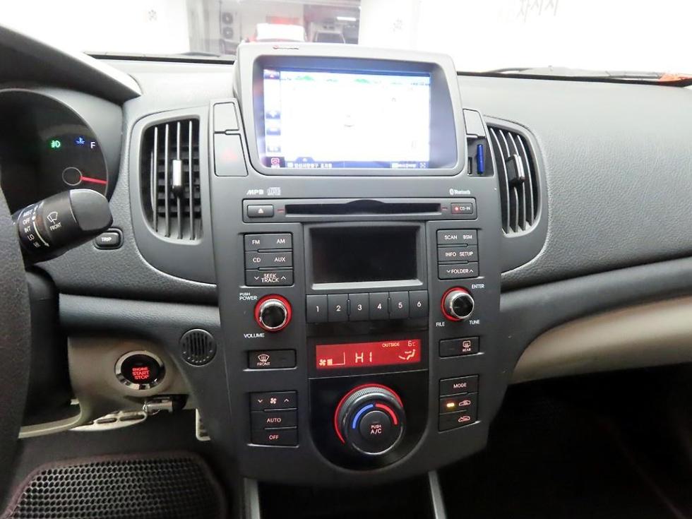 2010 - kia forte