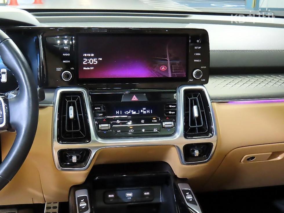 2021 - kia sorento