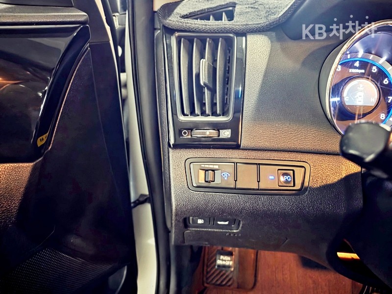 Hyundai Sonata — miniaturë 15