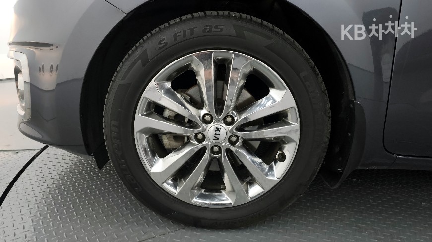 2016 - kia carnival