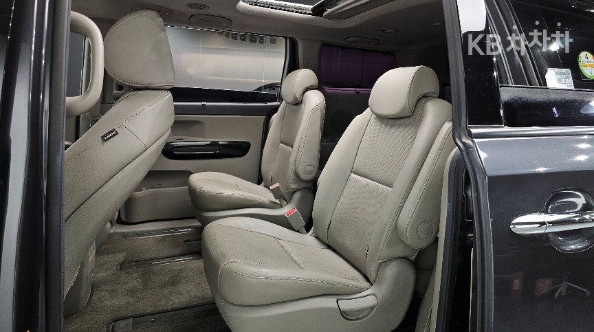 2016 - kia carnival