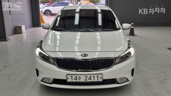 Kia K3 1.6 Gasoline Trendy Style 4