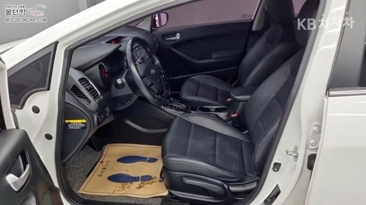 Kia K3 1.6 Gasoline Trendy Style 10