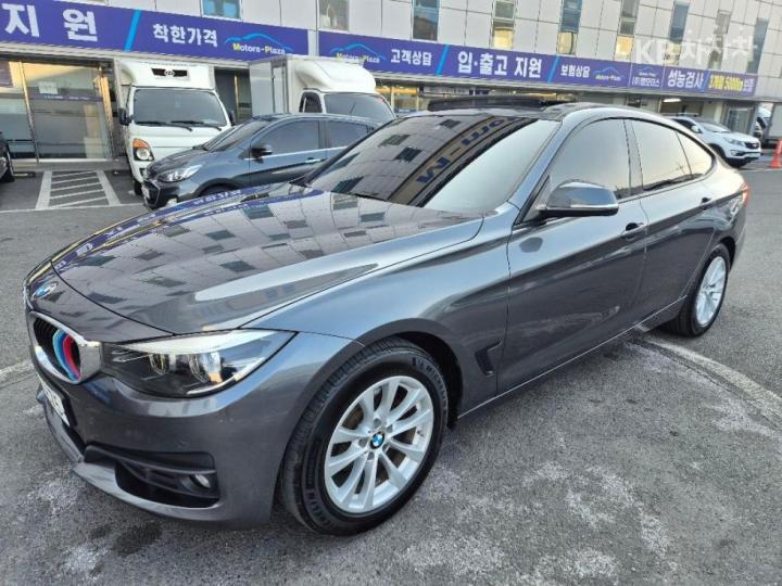 BMW 3 Series GranTurismo GT 320d F34 13 year ~ 3