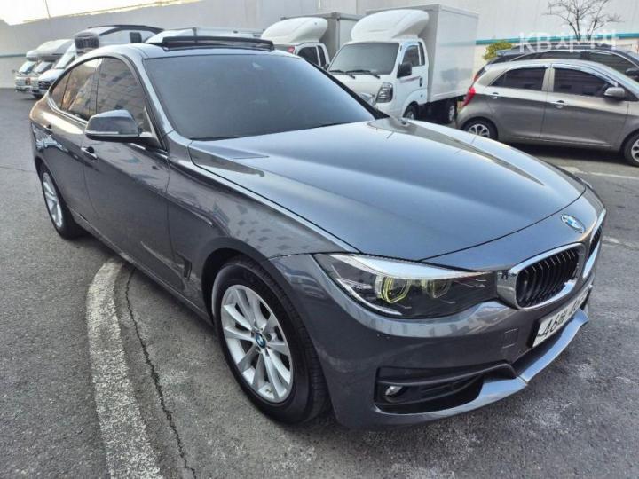 BMW 3 Series GranTurismo GT 320d F34 13 year ~ 4