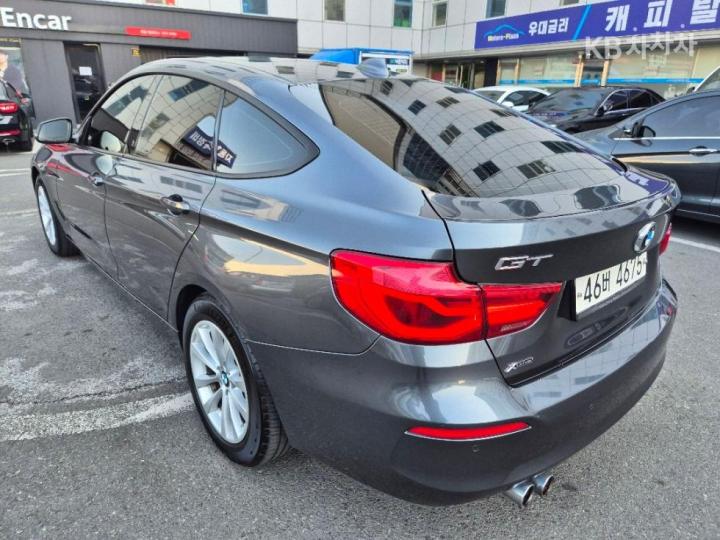 BMW 3 Series GranTurismo GT 320d F34 13 year ~ 8