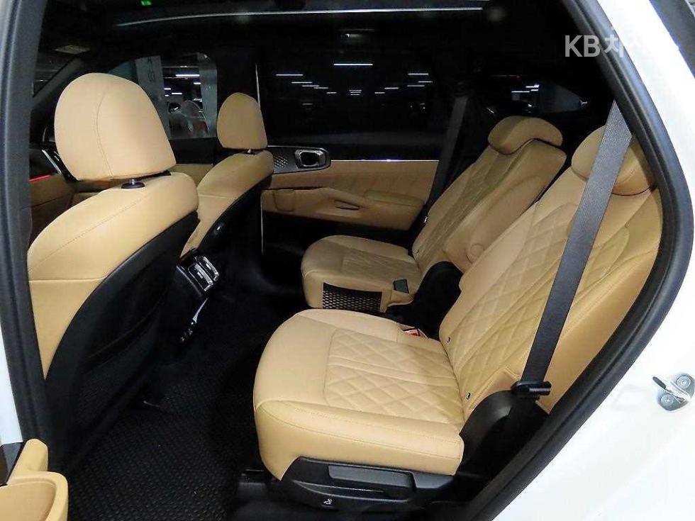 2023 - kia sorento
