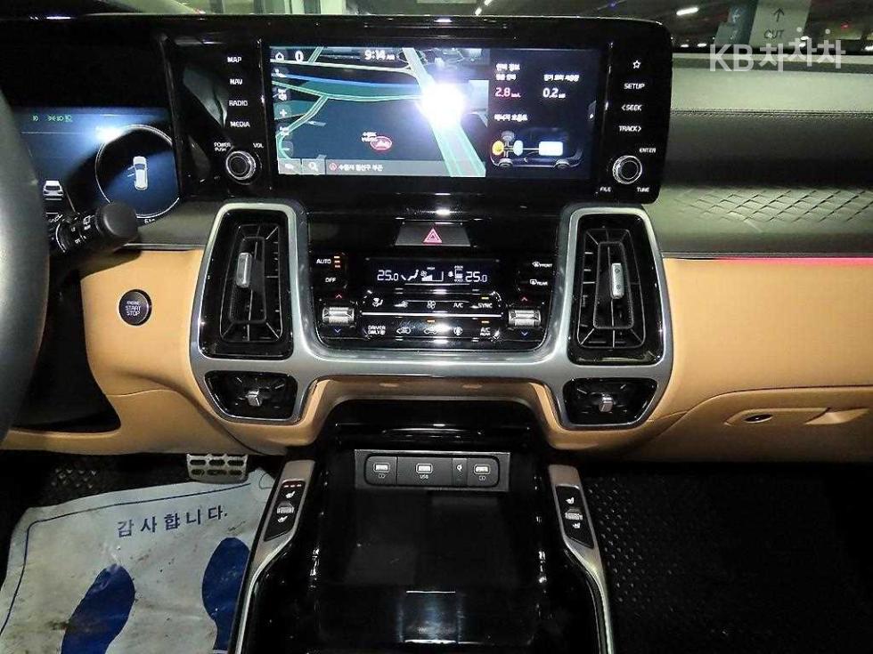 2023 - kia sorento