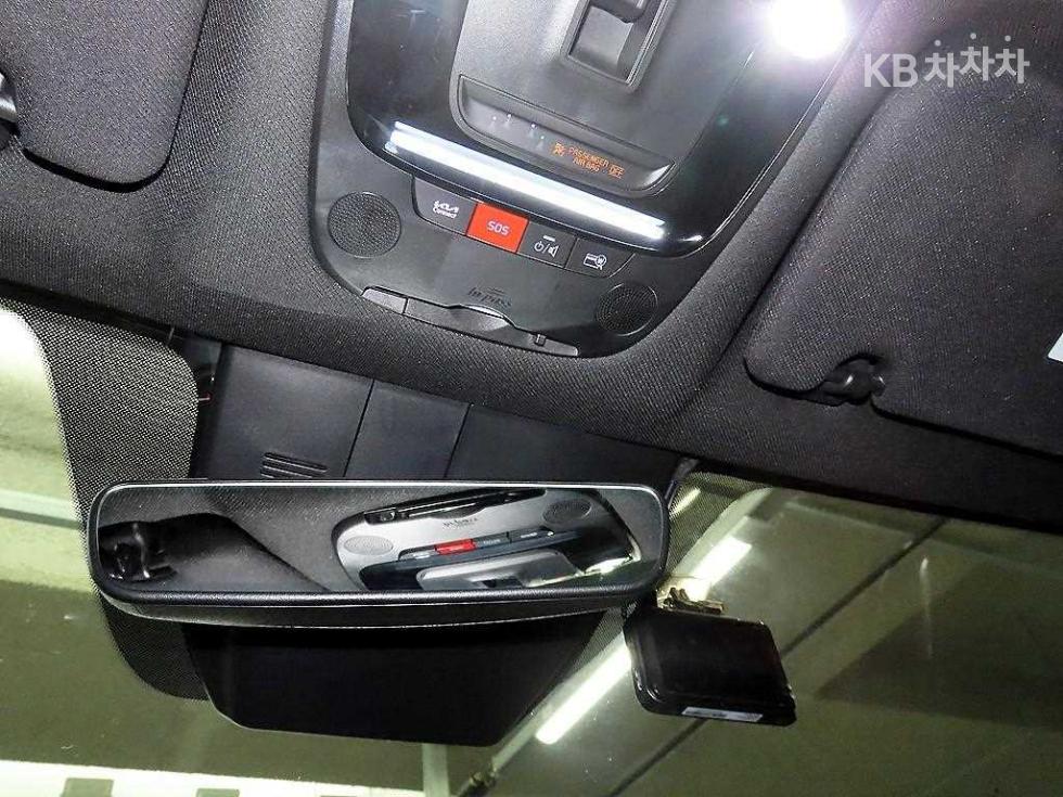 2023 - kia sorento