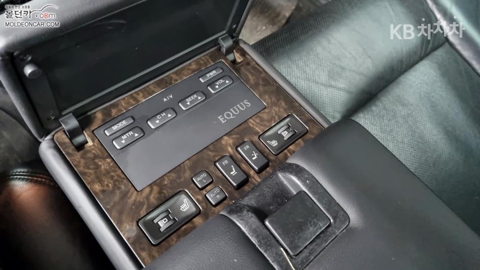 Hyundai Equus — miniaturë 16