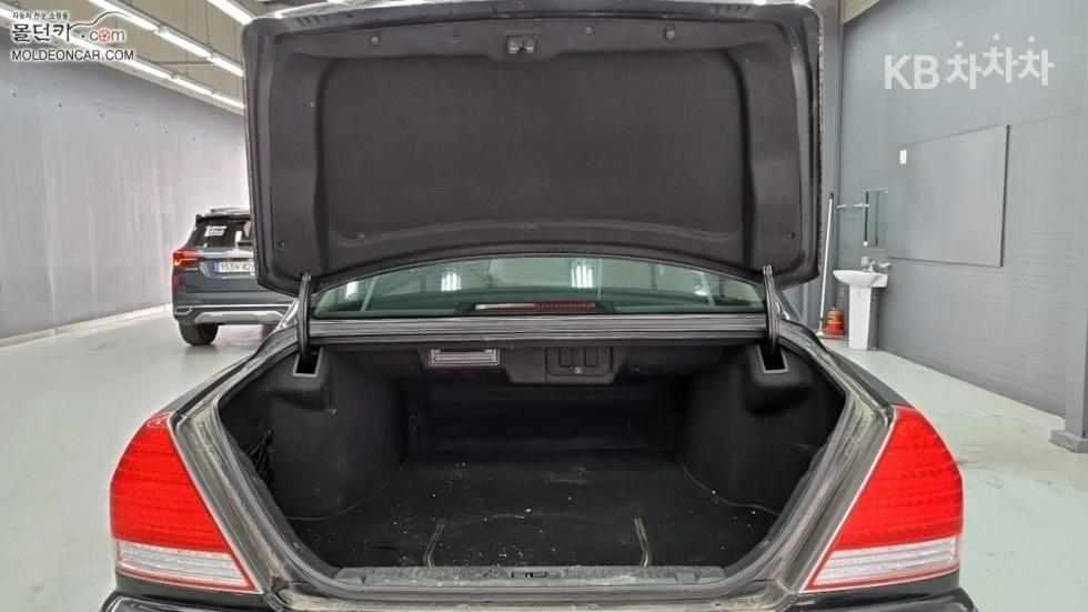 Hyundai Equus — miniaturë 18