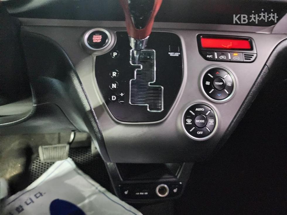 2014 - kia ray