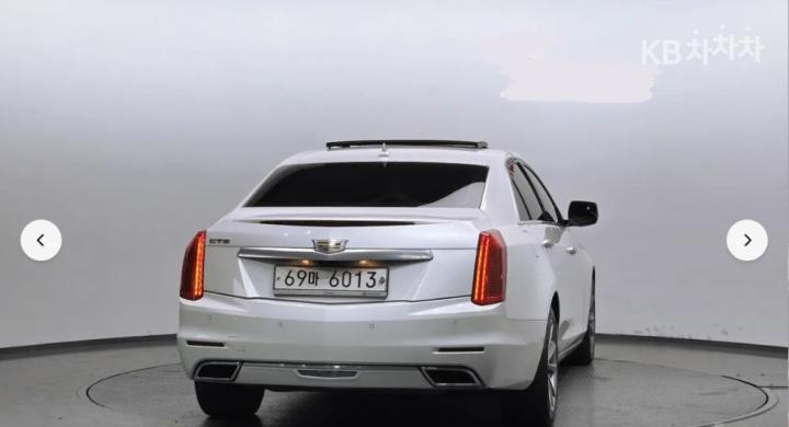 Cadillac CTS 2.0 Premium 4