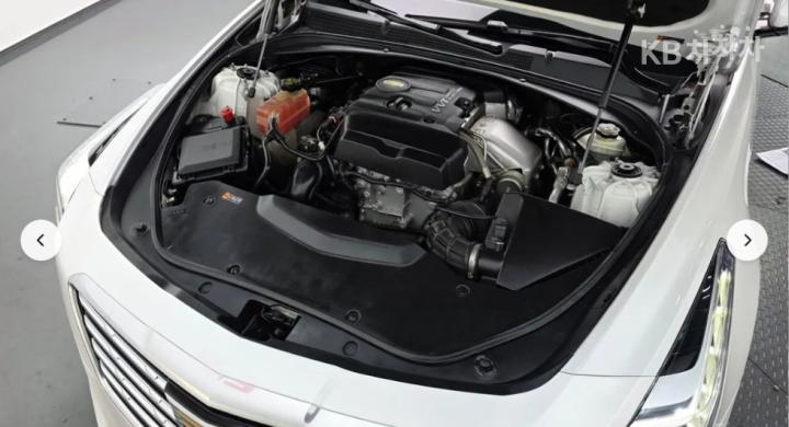 Cadillac CTS 2.0 Premium 7