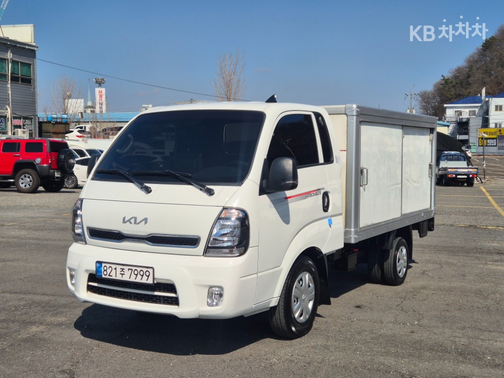 Kia 더 뉴 봉고3 LPG 양문형 미닫이탑차 1톤 로우 킹캡 초장축 L - фото 1