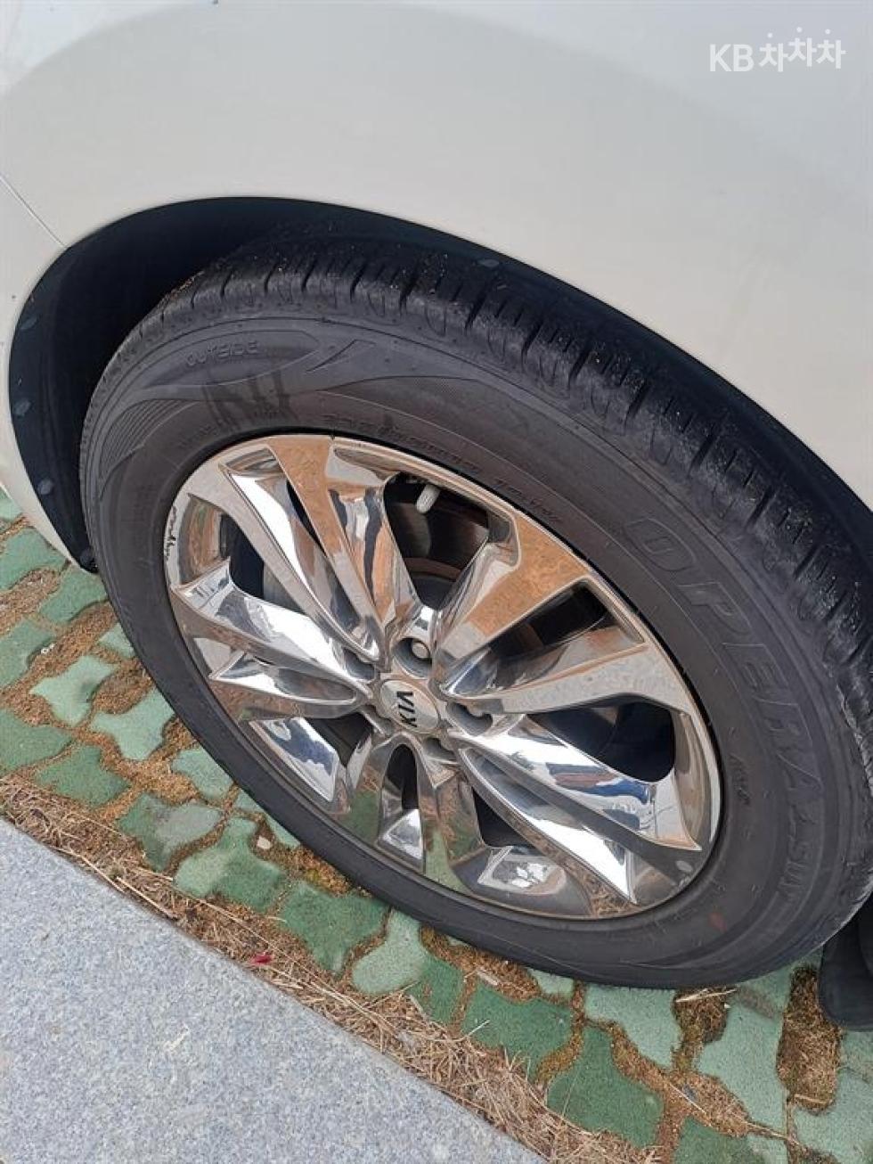 2017 - kia carnival
