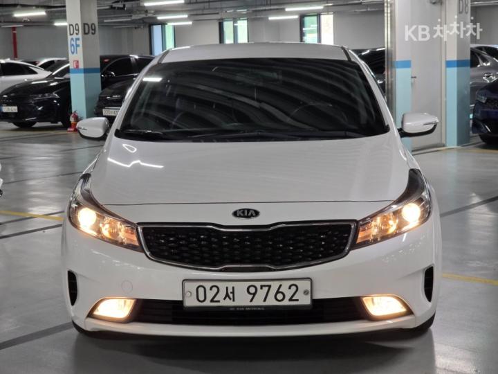 Kia K3 1.6 Gasoline Deluxe
