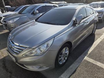 Hyundai Sonata LPi 프리미어 — foto 1
