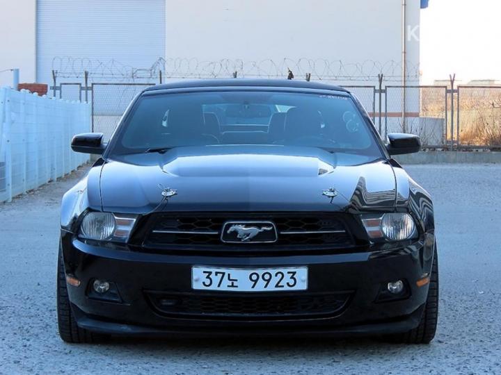 Ford Mustang Convertible