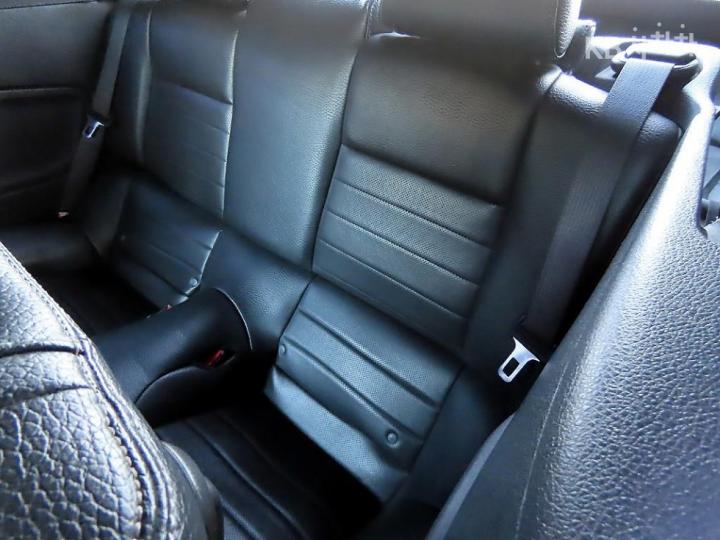 Ford Mustang Convertible 7