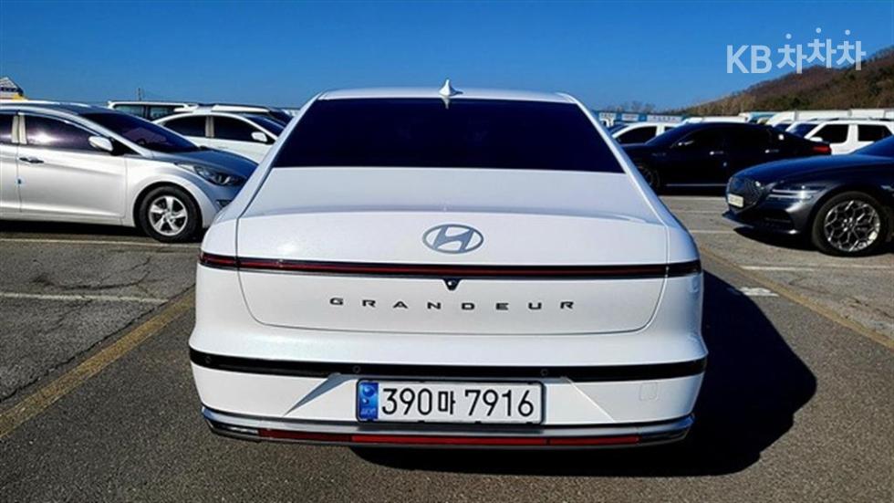 Hyundai Grandeur — miniaturë 4