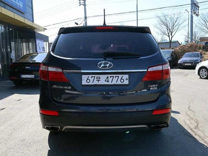 Hyundai Maxcruz Diesel e-VGT 2.2 4WD Exclusive Special 3