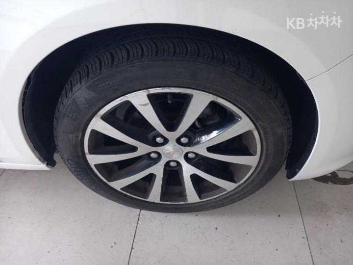 Chevrolet Malibu 2.4 LTZ Black Wheel 9