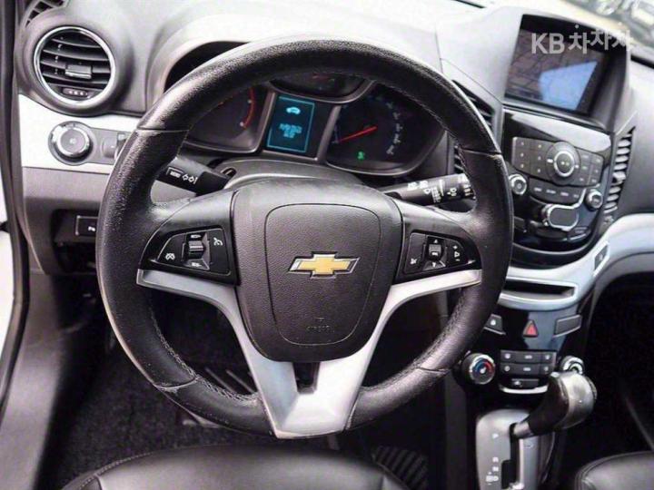 Chevrolet Orlando LTZ Premium 9