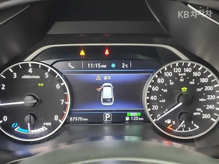 Nissan Murano 2.5 Hybrid Platinum 7