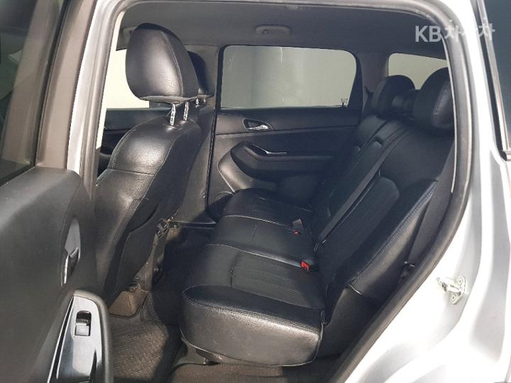 Chevrolet Orlando LT Premium 10