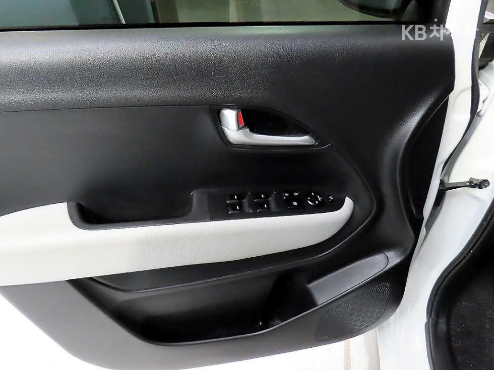 2025 - kia kia