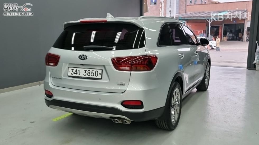 2019 - kia sorento