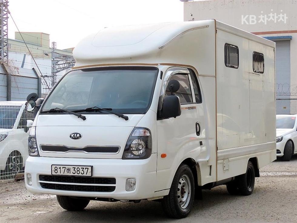 2016 - kia bongo iii