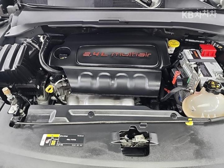 Jeep Compass 2.4 AWD Limited 6