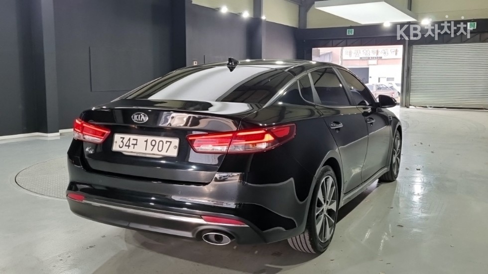 2016 - kia k5