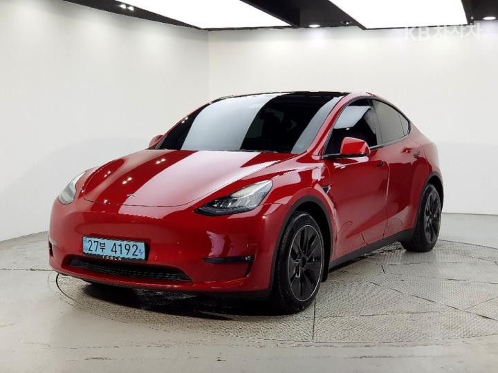 Tesla Model Y Long Range AWD 2
