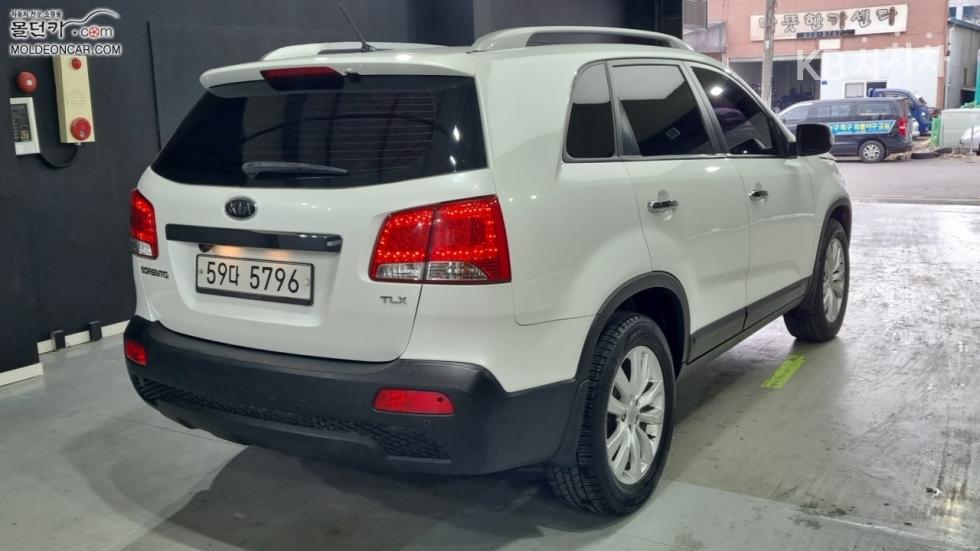 2011 - kia sorento