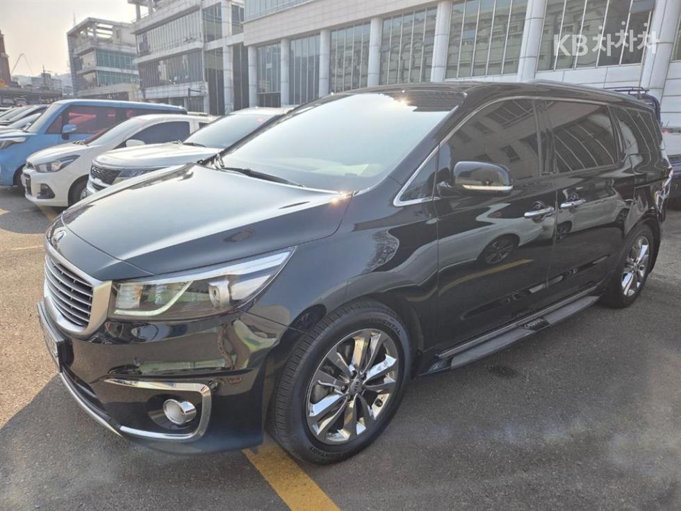2017 - kia carnival