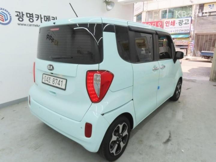 Kia Ray 1.0 Gasoline Prestige 4