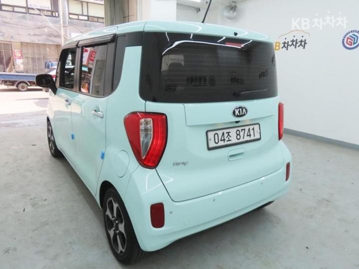Kia Ray 1.0 Gasoline Prestige 5