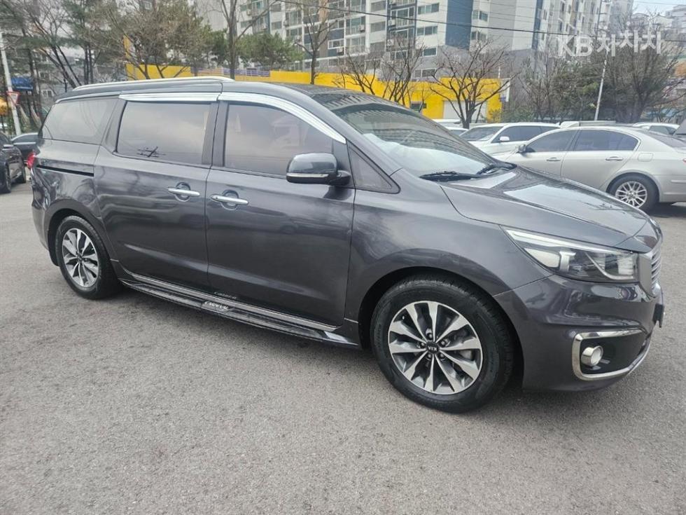 2015 - kia carnival