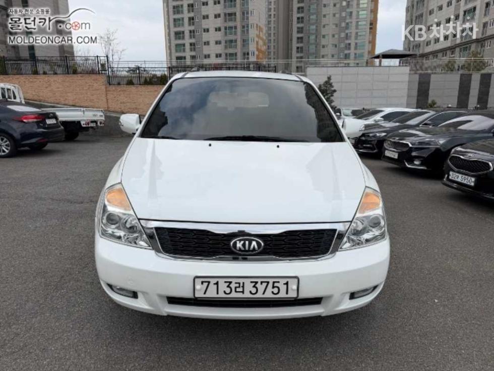 2013 - kia carnival