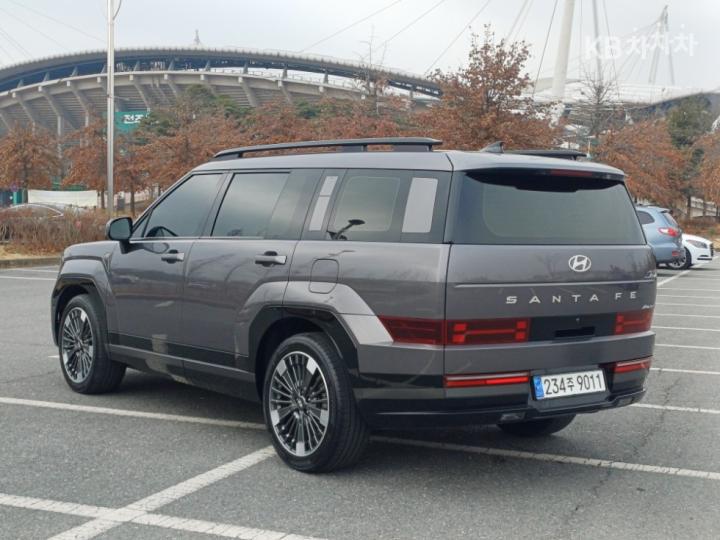 Hyundai Santa Fe The Hybrid MX5 1.6T HEV 2WD Calligraphy 5