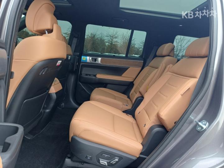 Hyundai Santa Fe The Hybrid MX5 1.6T HEV 2WD Calligraphy 10