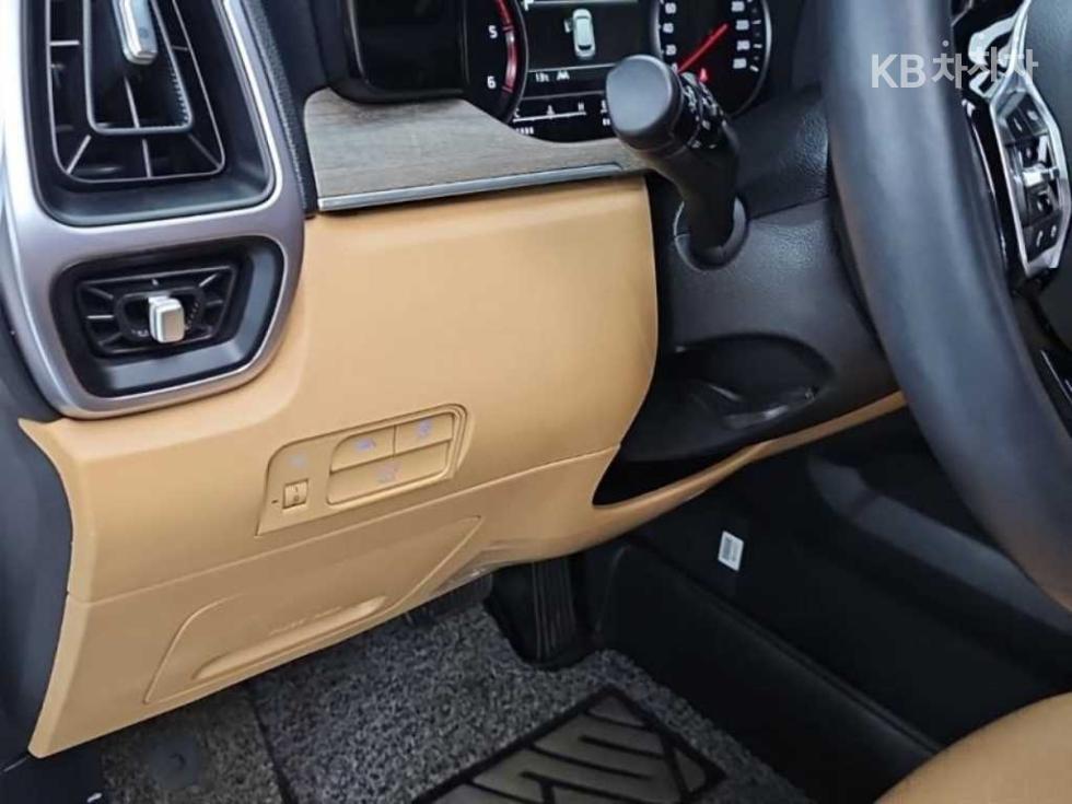 2023 - kia sorento