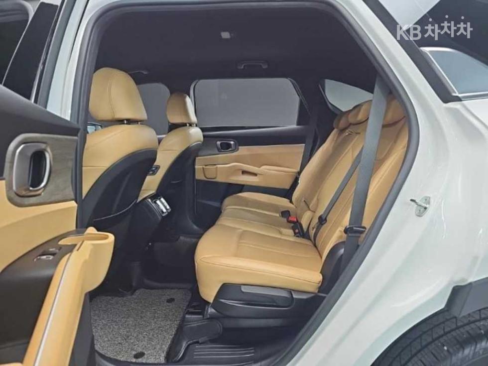 2023 - kia sorento
