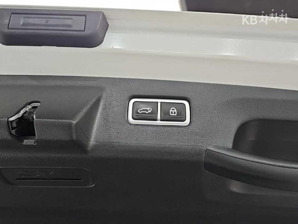 2023 - kia sorento