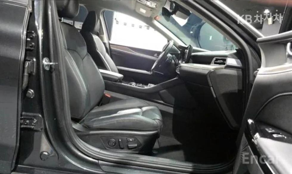 2020 - kia k5