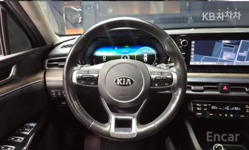 2020 - kia k5